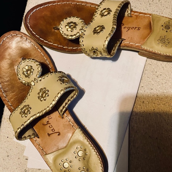 Jack Roger’s size 8 sandals - Picture 3 of 3